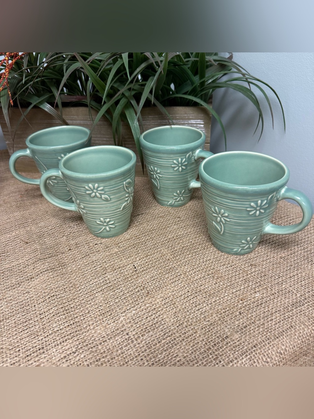 4 Pfaltzgraff Cloverhill Green Mugs - 4 coffee mugs